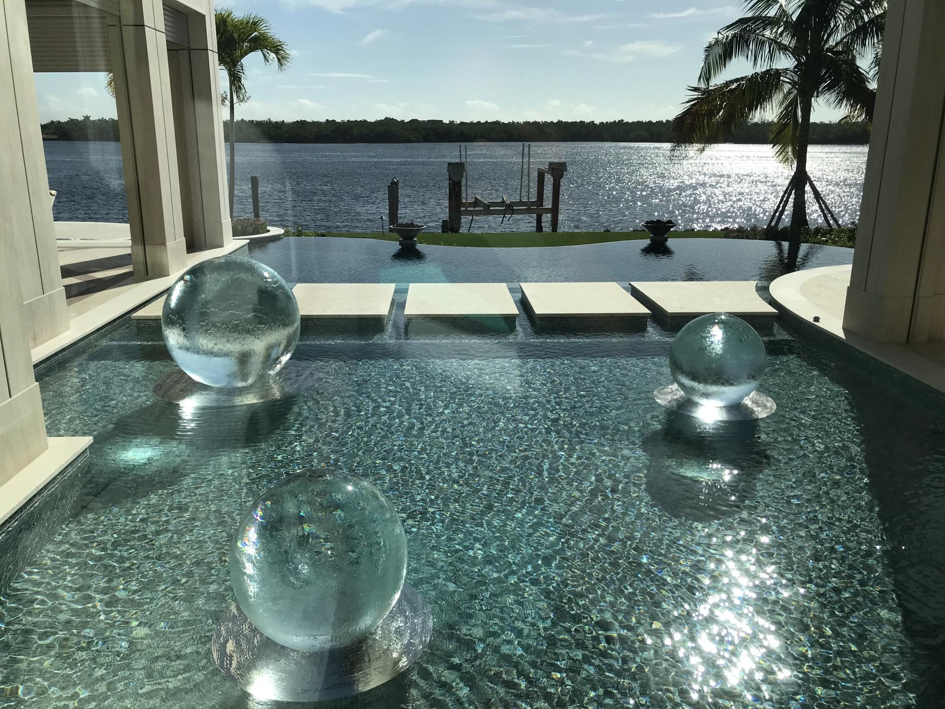 Aqualens Sphere and Platform Only